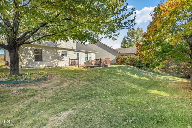 14910 Oak Road, Carmel, IN 46033