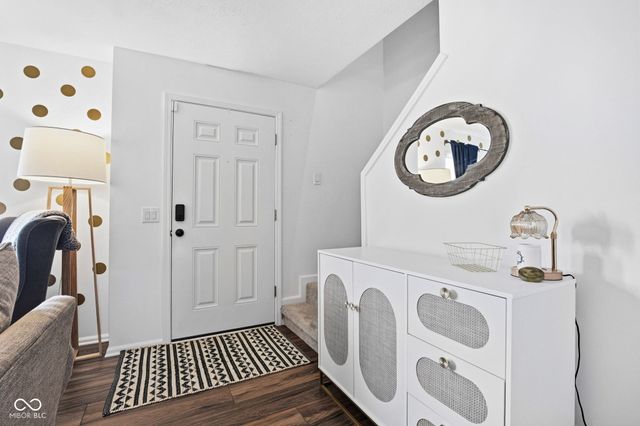 14910 Oak Road, Carmel, IN 46033