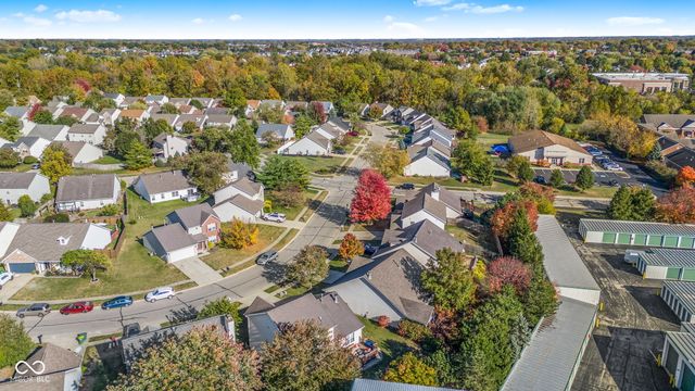 14910 Oak Road, Carmel, IN 46033