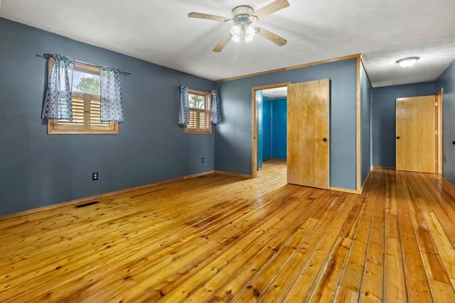 12297 Tom Arnold Drive N, Omaha, AR 72662