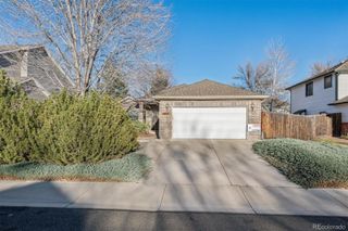 2434 Maplewood Circle W, Longmont, CO 80503