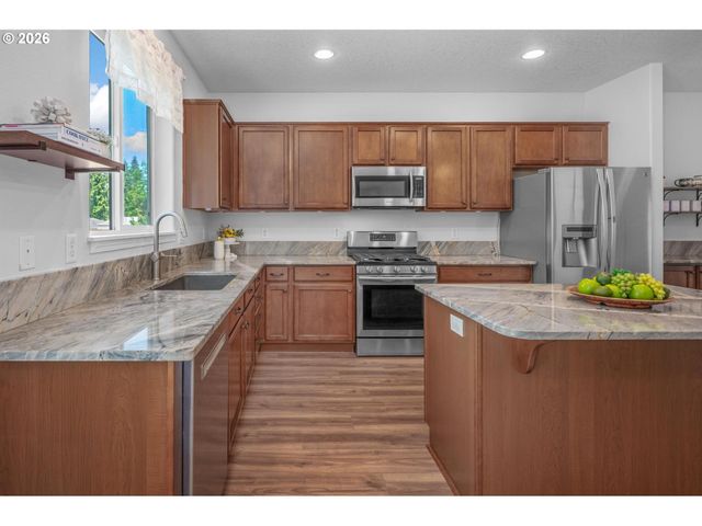 34075 Se STURGEON St, Scappoose, OR 97056