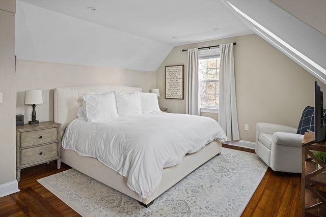 45 Circuit Rd, Dedham, MA 02026