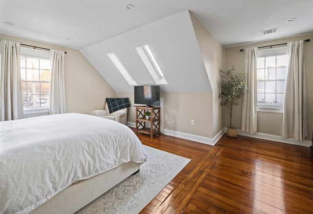 45 Circuit Rd, Dedham, MA 02026