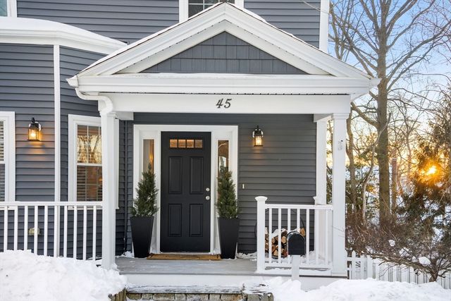 45 Circuit Rd, Dedham, MA 02026