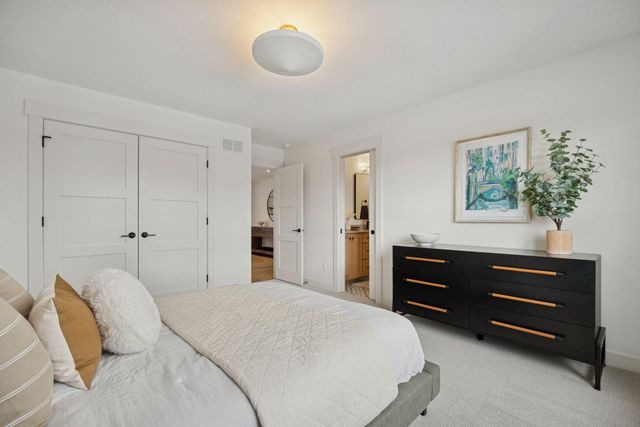 10324 Peony Lane N, Maple Grove, MN 55311