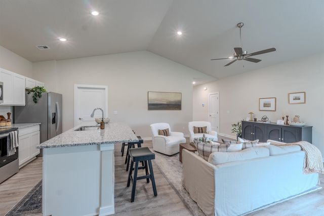 2800 S Maize Ct, Wichita, KS 67215