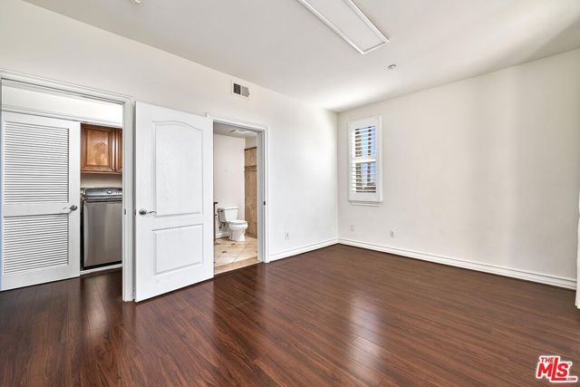 3140 San Marino Street 301, Los Angeles, CA 90006