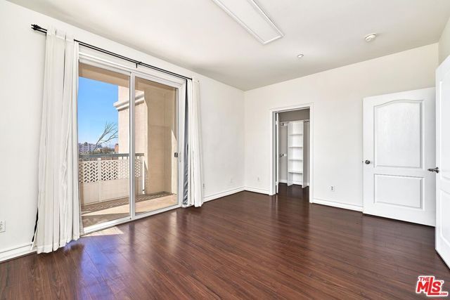 3140 San Marino Street 301, Los Angeles, CA 90006