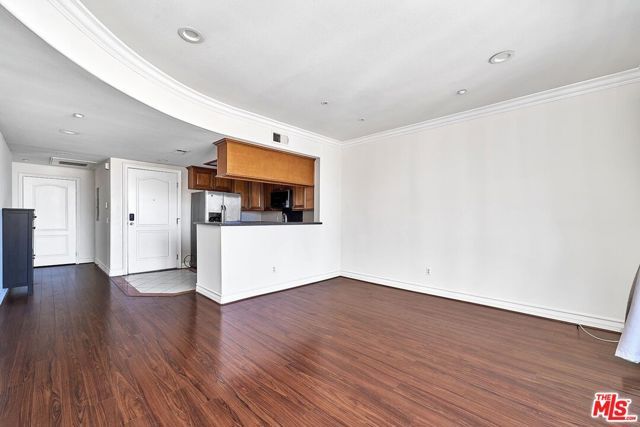 3140 San Marino Street 301, Los Angeles, CA 90006