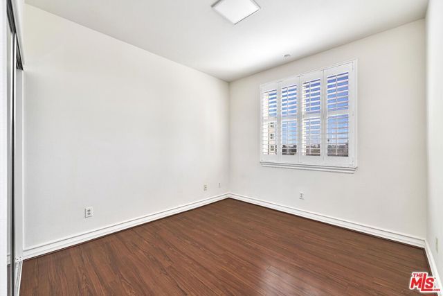 3140 San Marino Street 301, Los Angeles, CA 90006