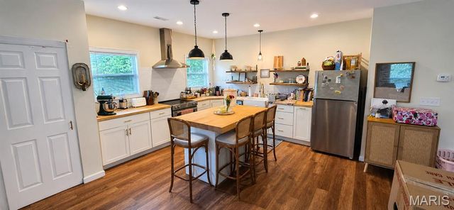 1600 Koch Road, O'fallon, MO 63366