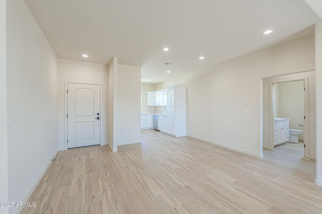 13562 S HUNTINGTON Road, Arizona City, AZ 85123