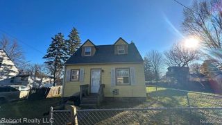 905 Pleasant Street, Saginaw, MI 48602