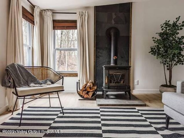 690 Green Lake Road, Athens, NY 12015