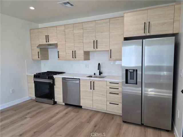 17103 Kingsbury 1/2, Granada Hills, CA 91344