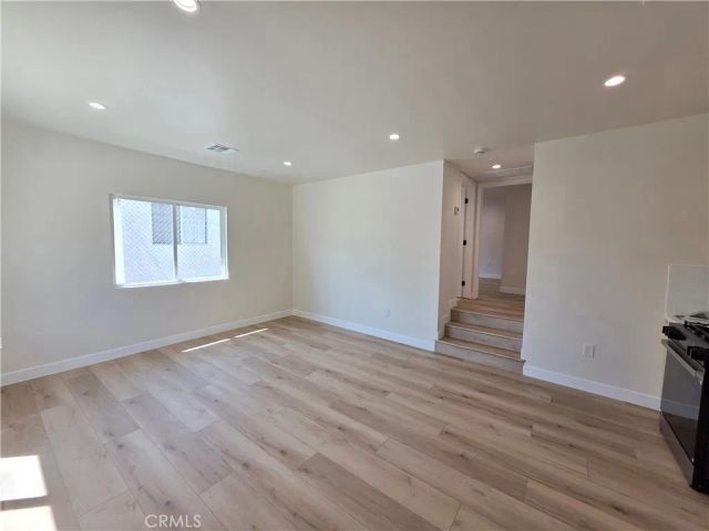 17103 Kingsbury 1/2, Granada Hills, CA 91344