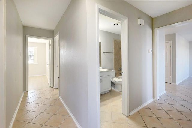 1214 Doonesbury DR, Austin, TX 78758