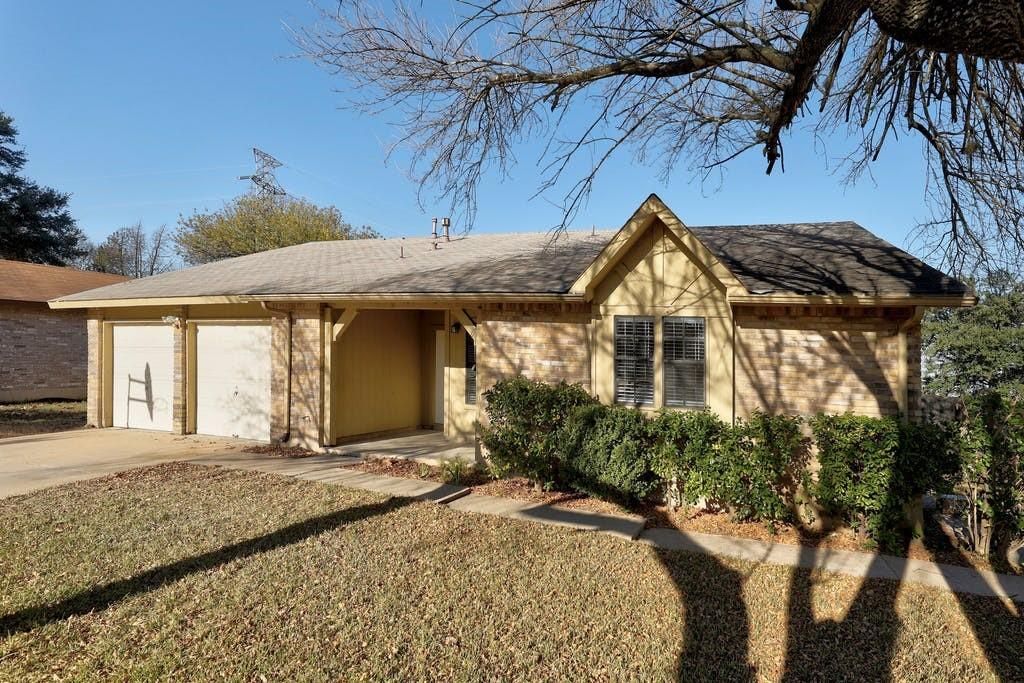 1214 Doonesbury DR, Austin, TX 78758