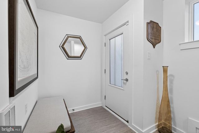 905 RIVERPLACE DR, Conshohocken, PA 19428