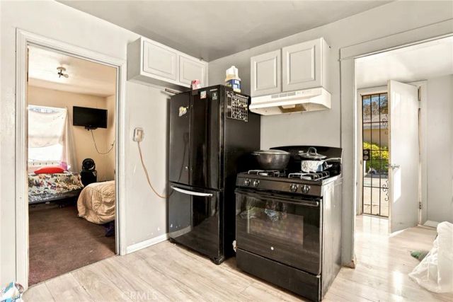 652 W 87th, Los Angeles, CA 90044