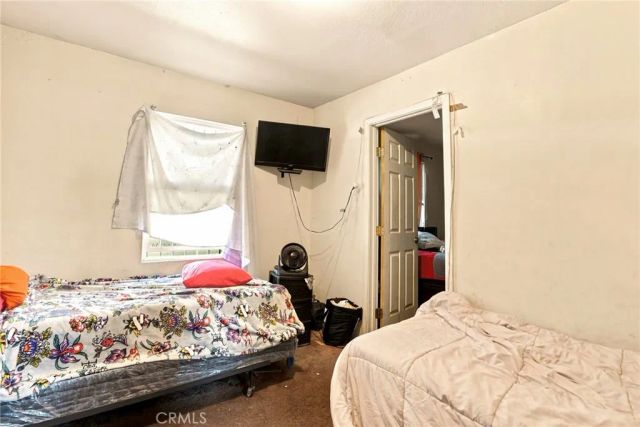 652 W 87th, Los Angeles, CA 90044
