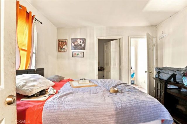 652 W 87th, Los Angeles, CA 90044