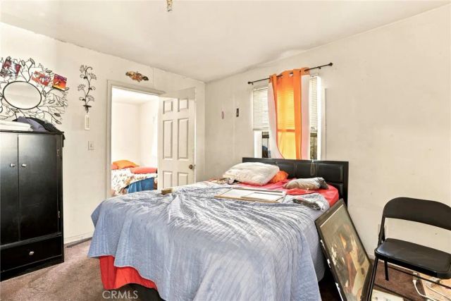 652 W 87th, Los Angeles, CA 90044
