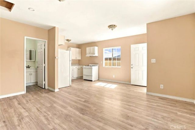 652 W 87th, Los Angeles, CA 90044