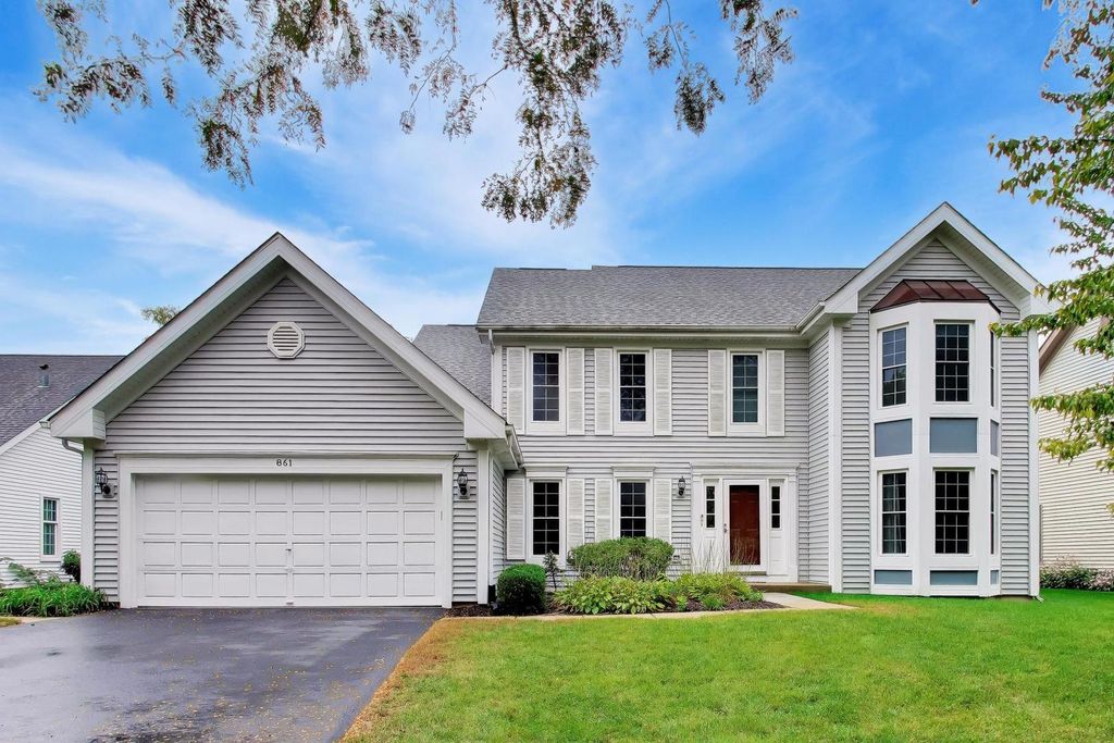 861 W Dorset Avenue, Palatine, IL 60067