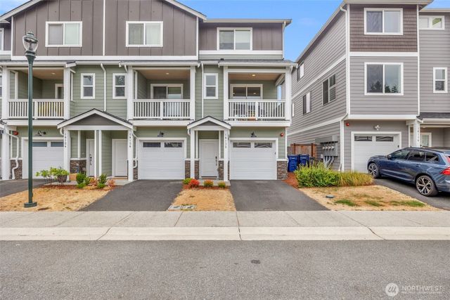 18132 1st Place SW, Normandy Park, WA 98166