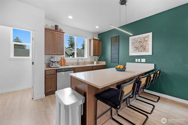 18132 1st Place SW, Normandy Park, WA 98166