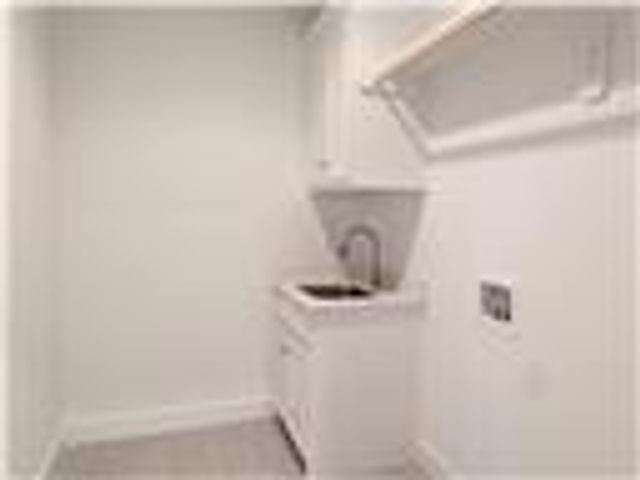 9307 W 167 Terrace, Overland Park, KS 66085