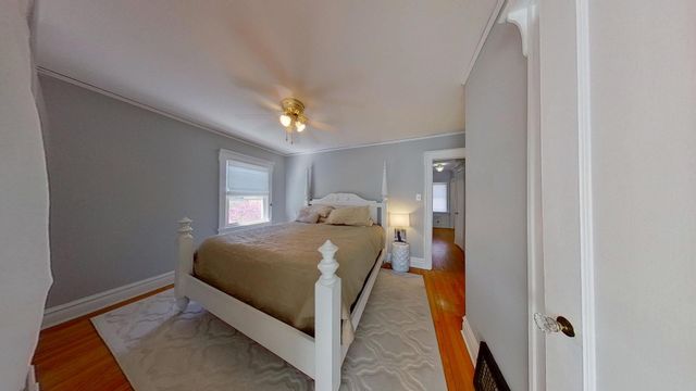 629 Newton Avenue, Glen Ellyn, IL 60137