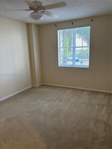 616 Clearwater Park Road 301, West Palm Beach, FL 33401