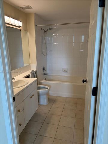 616 Clearwater Park Road 301, West Palm Beach, FL 33401