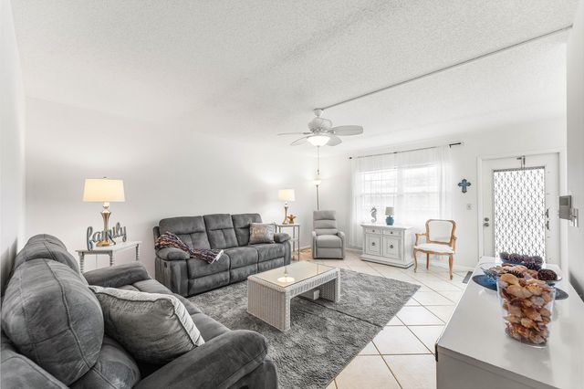 2016 Ventnor Crescent G, Deerfield Beach, FL 33442