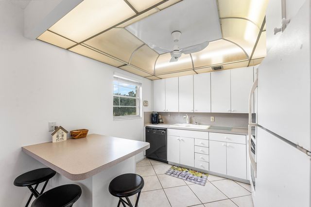 2016 Ventnor Crescent G, Deerfield Beach, FL 33442