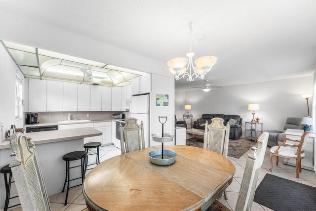 2016 Ventnor Crescent G, Deerfield Beach, FL 33442