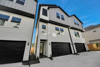 7723 Hammerly Boulevard B, Houston, TX 77055