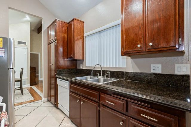 16211 Downey Avenue 31, Paramount, CA 90723