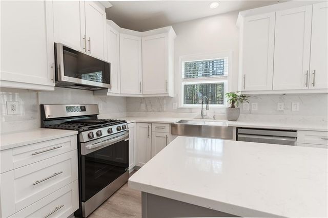 6535 Fairfield Trace, Suwanee, GA 30024