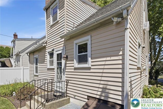 868 North Irving Street, Allentown City, PA 18109