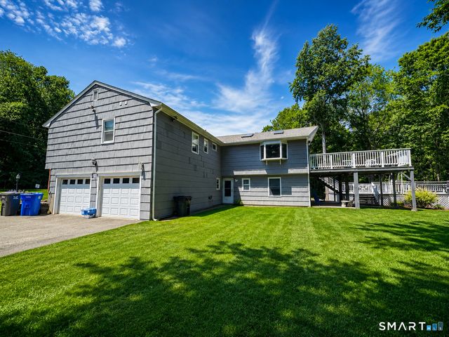 148 Osborn Lane, Monroe, CT 06468