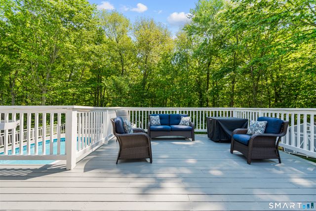 148 Osborn Lane, Monroe, CT 06468