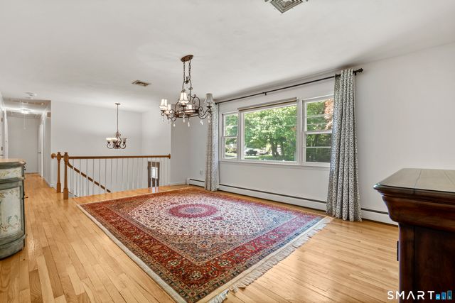 148 Osborn Lane, Monroe, CT 06468