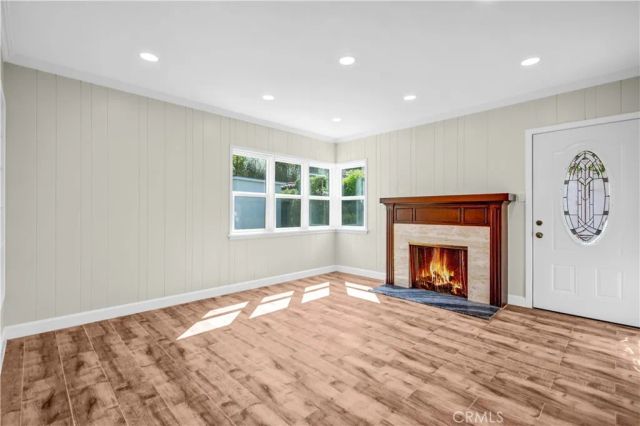 414 Hilgard Avenue, Los Angeles, CA 90024