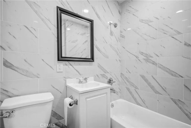 414 Hilgard Avenue, Los Angeles, CA 90024