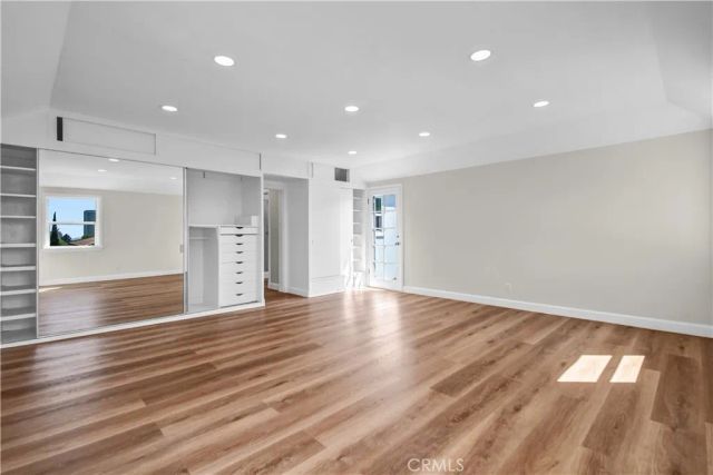414 Hilgard Avenue, Los Angeles, CA 90024