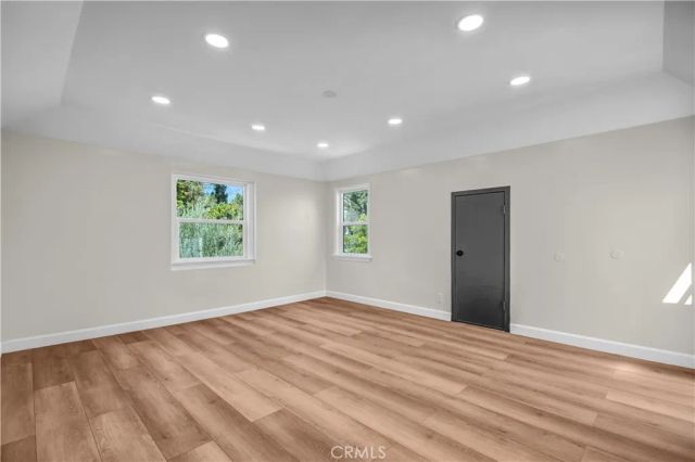 414 Hilgard Avenue, Los Angeles, CA 90024